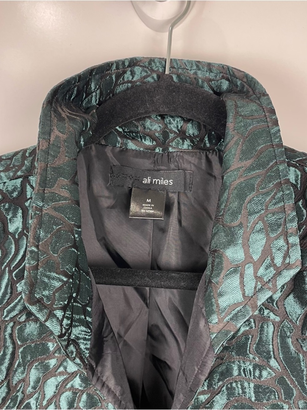Ali Miles Jacket NWT Size M Textured Green Floral Print Open Front Artsy Chic - Picture 3 of 10